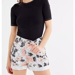Urban Outfitters BDG High-Rise Mom Short Boho Floral Size W 25